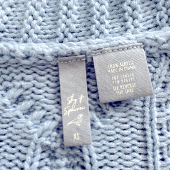 COPY - Sky & Sparrow cropped embroidered sweater - Picture 5 of 5